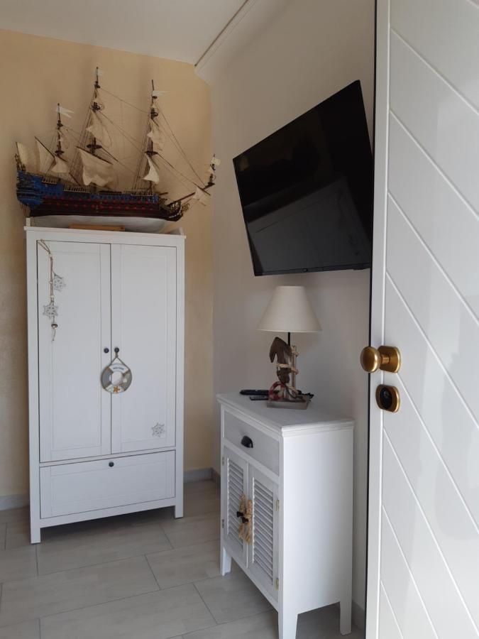Soleil Royal Piano Terra Apartamento Viareggio Exterior foto